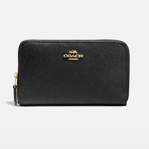 Coach Medium Zip Around Wallet Black
